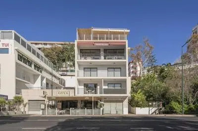 City Break by the Beach - Lido View Place