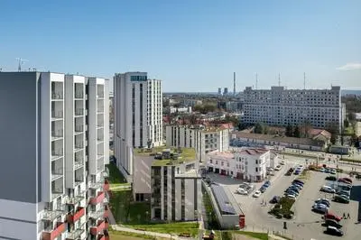 Apartment With Balcony by Renters