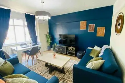 Family 4-bed Apartment in Dawlish With Sea View