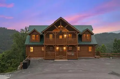 Prestigious Luxury Pool Game Room Mtn Views
