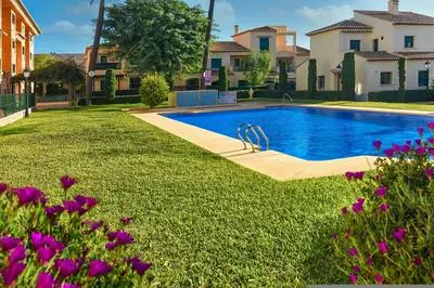 Robair in Javea With 1 Bedrooms and 1 Bathrooms