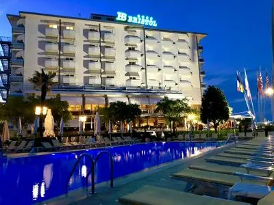 Hotel Bristol