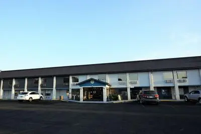 Baymont by Wyndham Pine Grove I-81