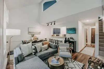 Snowater Condo #42 - Wifi - Pets Ok