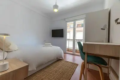 Amazinn Places - Cabañal Boutique