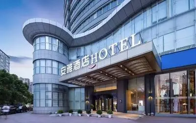 Anya Hotel