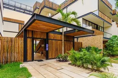 Luminous Private Pool Condo & Communal Rooftop Pool Lounge