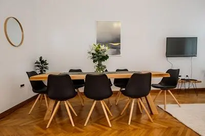 Best Luxury apt in Zagreb for 16 ppl