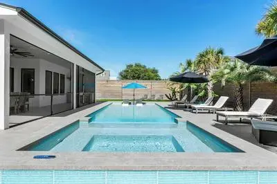 30A Happy by the Sea by Avantstay Pool, Golf Cart, Bikes