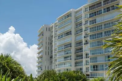 OCEAN beachfront 4 BDR -Amazing Oceanview