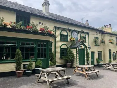 The New Forest Inn