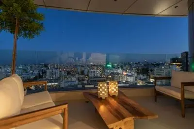 A Spectacular Suite Apartment on a new High Rise