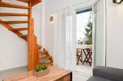 Serenite 2 Bd Santorini Getaway with Sea View