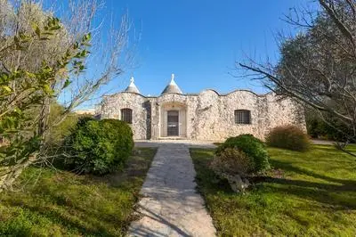 3279 Trullo Due Coni by Barbarhouse