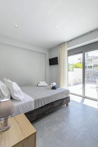 Neaira Apartments