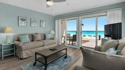 Crystal Sands 112b: Beachfront Condo With Front-row Gulf Views