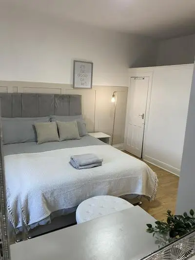 Spacious 2-bed Near Etihad-games Room-free Parking