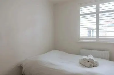 Modern 2BD Flat - Brighton