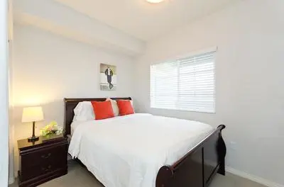 LA006 3 Bedroom Apartment By Senstay