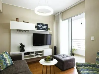 UR Place Rentals - 3Bdrm Av Brasil Lima