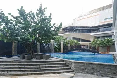 Cozy And Modern 2Br At Grand Sungkono Lagoon Apartment