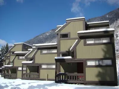 Rio Hondo Condominiums