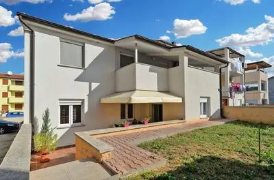 Apartment 1100