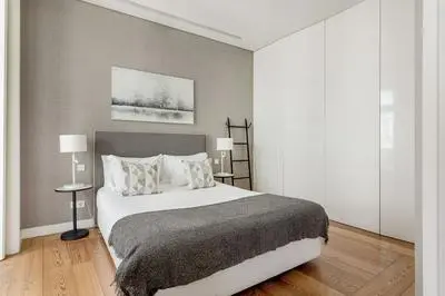 Trendy Chiado Flat