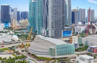 City Vibes Ocean View Next to Art Basel