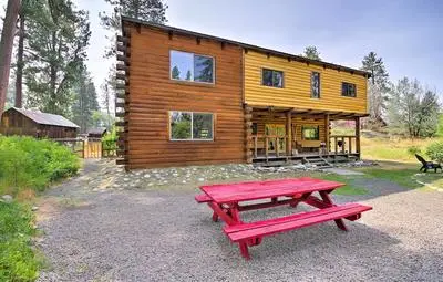 Rustic Idaho Cabin < 10 Mi to Payette Lake!