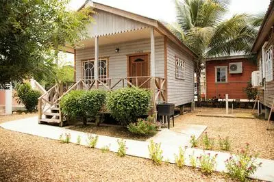 Hummingbird Estate Cabanas