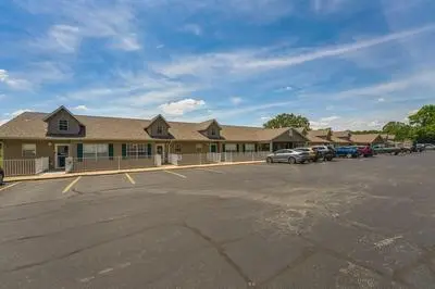 Centrally Located Branson Condo: Step-free Access