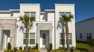 Elegant Townhome Near Themed Parks