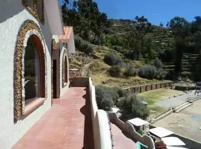 Hostal Puerto Yumani