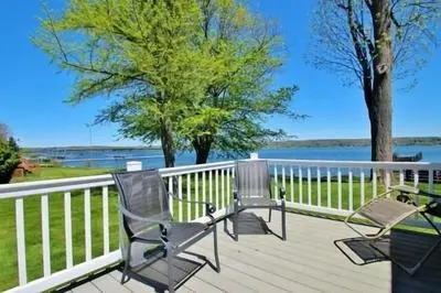 3256 Chautauqua Ave. 2 Bedroom Home by RedAwning