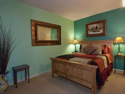Puerta Del Sol - Upscale Family Home, Walk to The Plaza