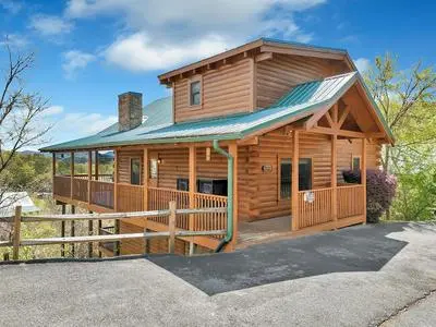 Ern860 - Cozy Bear Overlook 4 Bedroom Cabin