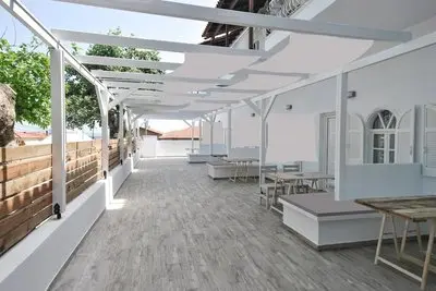 Imeres Studios & Apartments