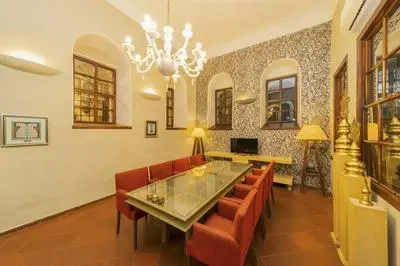 Mesmerizing Hotel Room Near Hadrian s Gate