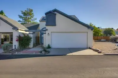 Dog-friendly Tucson Home w/ Patio & Hot Tub