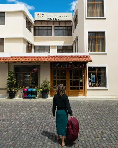 Hotel Makroz Colonial