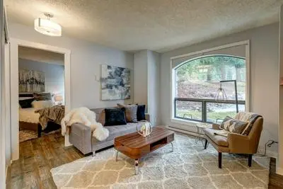 Marquise - Ski in Ski out - Pool - Hot tub -1st fl