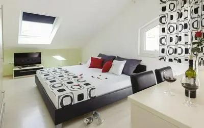 Room-delightfull Room for 2