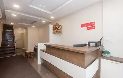 OYO 23259 Hotel Galaxy Inn