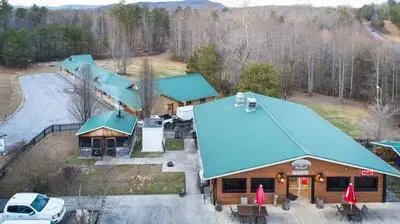 Nacoochee Valley Lodge