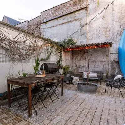 Apartment With Courtyard in top Location in Ghent