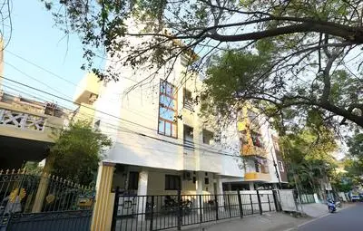 OYO 20004 SilverKey Kodambakkam