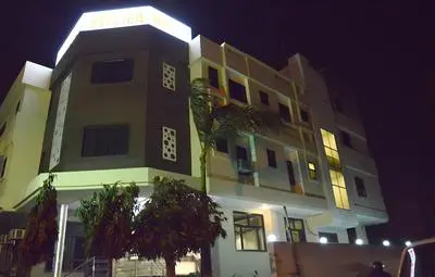 OYO 4107 Hotel Aroma Inn