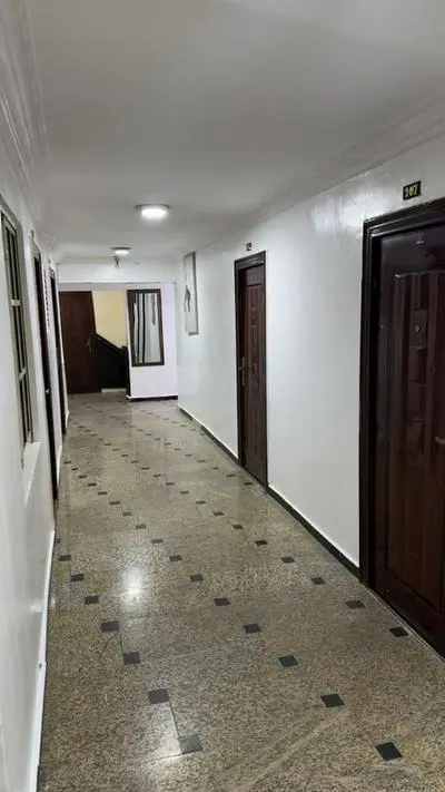 Quaters Inn & Suites