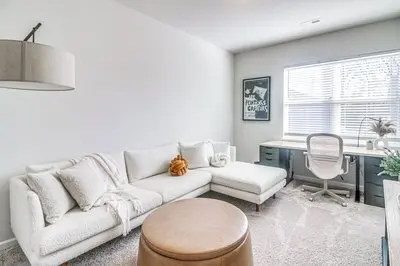7 Mi to Uptown: Townhouse w/ Patio in Charlotte!